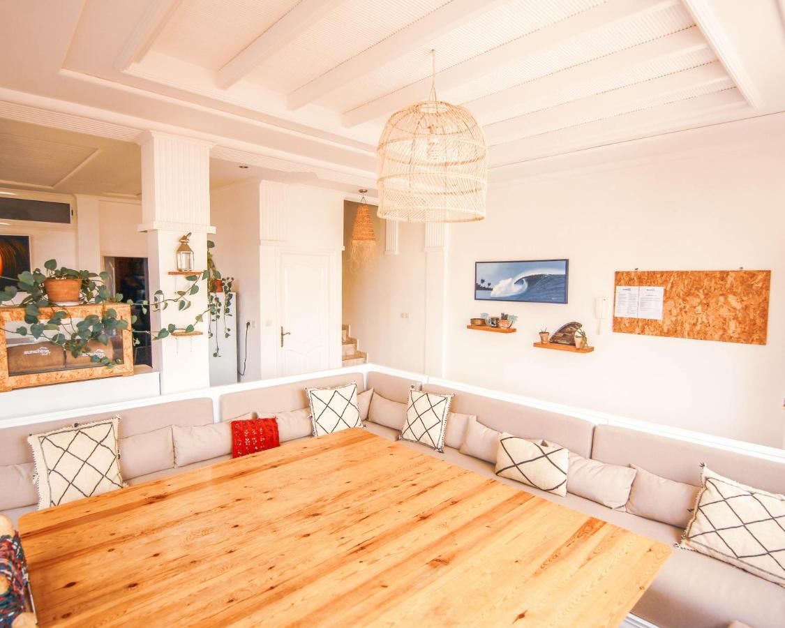 Sunshine Surf Morocco Bed & Breakfast Tamraght Bagian luar foto