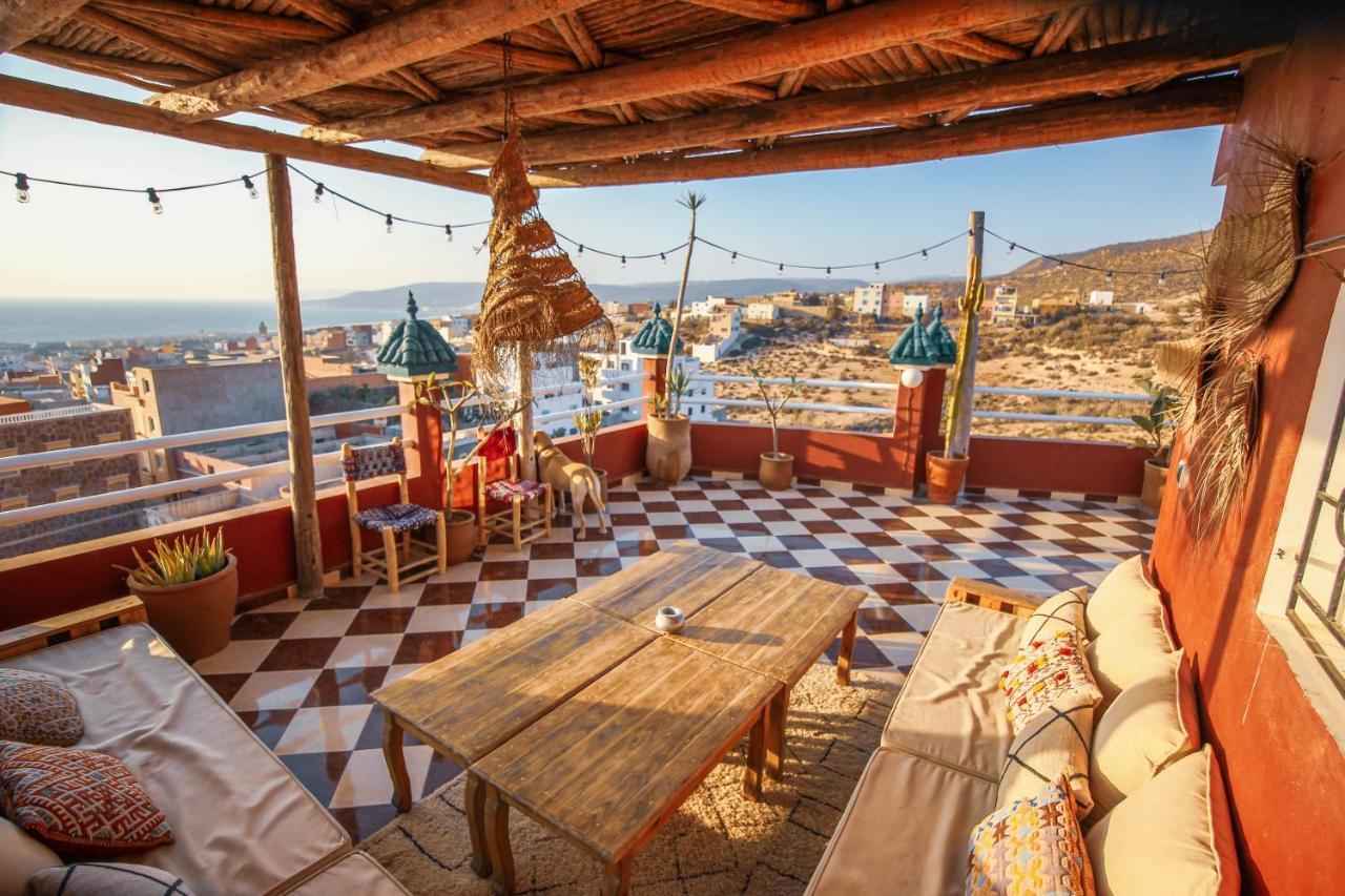 Sunshine Surf Morocco Bed & Breakfast Tamraght Bagian luar foto