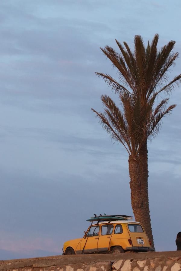 Sunshine Surf Morocco Bed & Breakfast Tamraght Bagian luar foto
