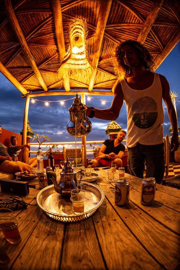 Sunshine Surf Morocco Bed & Breakfast Tamraght Bagian luar foto