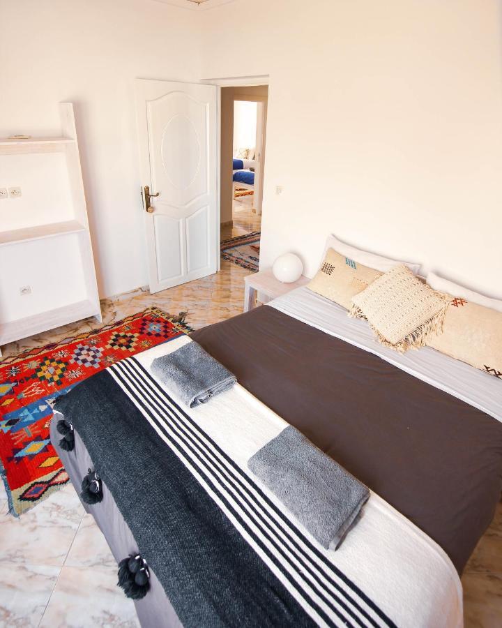 Sunshine Surf Morocco Bed & Breakfast Tamraght Bagian luar foto